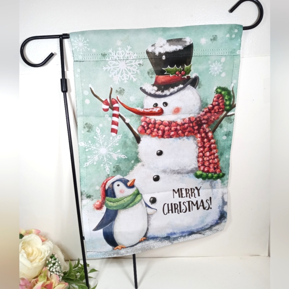 Merry Christmas Garden Flag. 12"x18" Snow Man Garden Flag Decoration